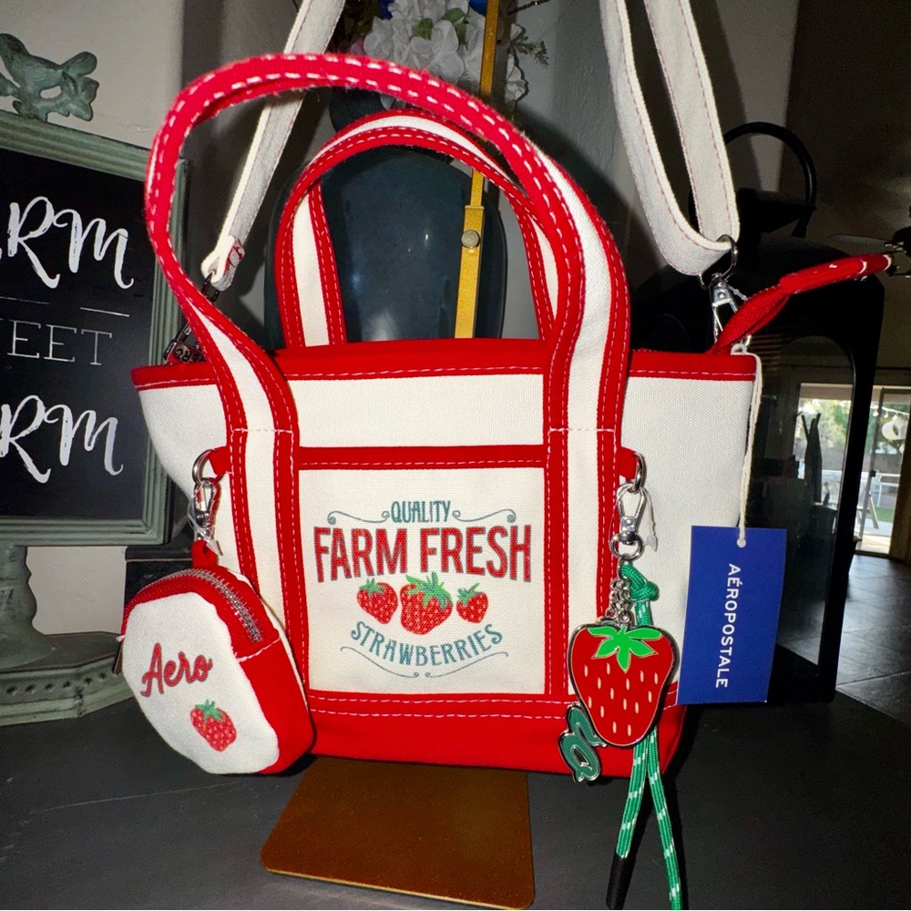 Aeropostale Red & White Farm Fresh Tote crossbody Bag w coin purse & charms NWT - Picture 14 of 16